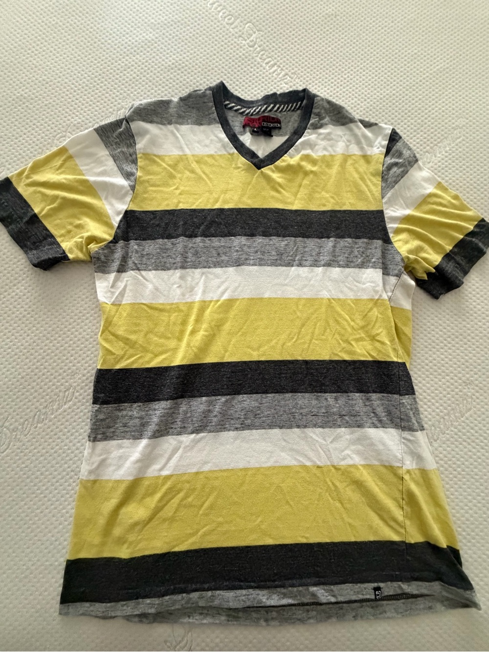 Men's V-Neck Short Sleeve Stripe Tee in Yellow, Gray & White